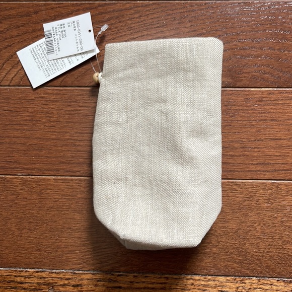 Beige deer PET bottle holder - Picture 3 of 4